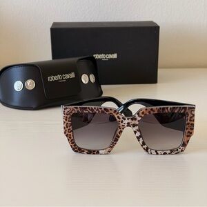 New! Roberto Cavalli Leopard Print Sunglasses, SRC067N 0ALF, Authentic